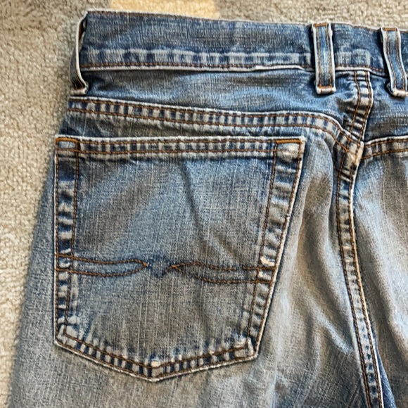 Lucky Brand Classic Fit Jeans - Picture 7 of 10